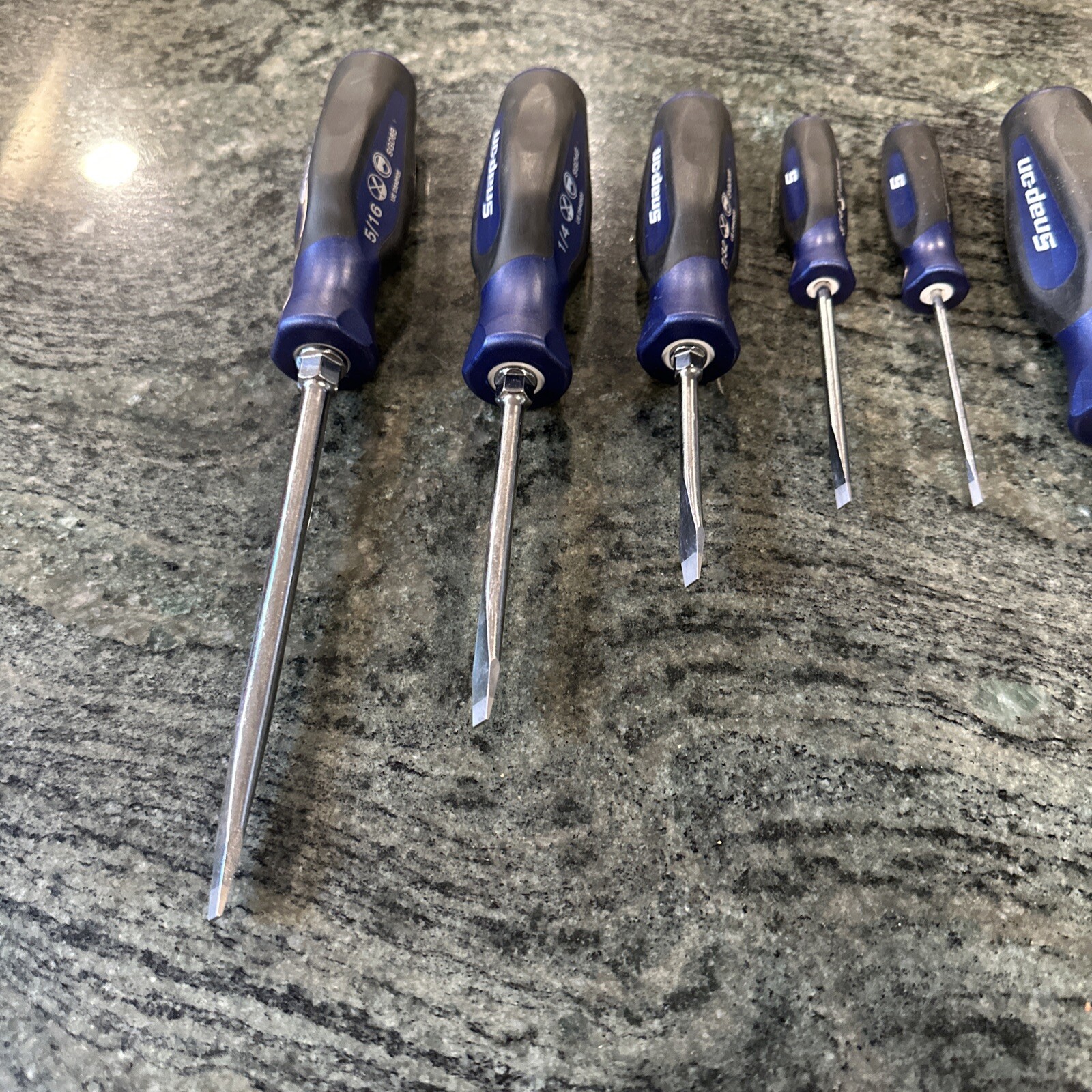 Snap-on new 10 pc power blue soft grip Phillips flat head screwdriver set new