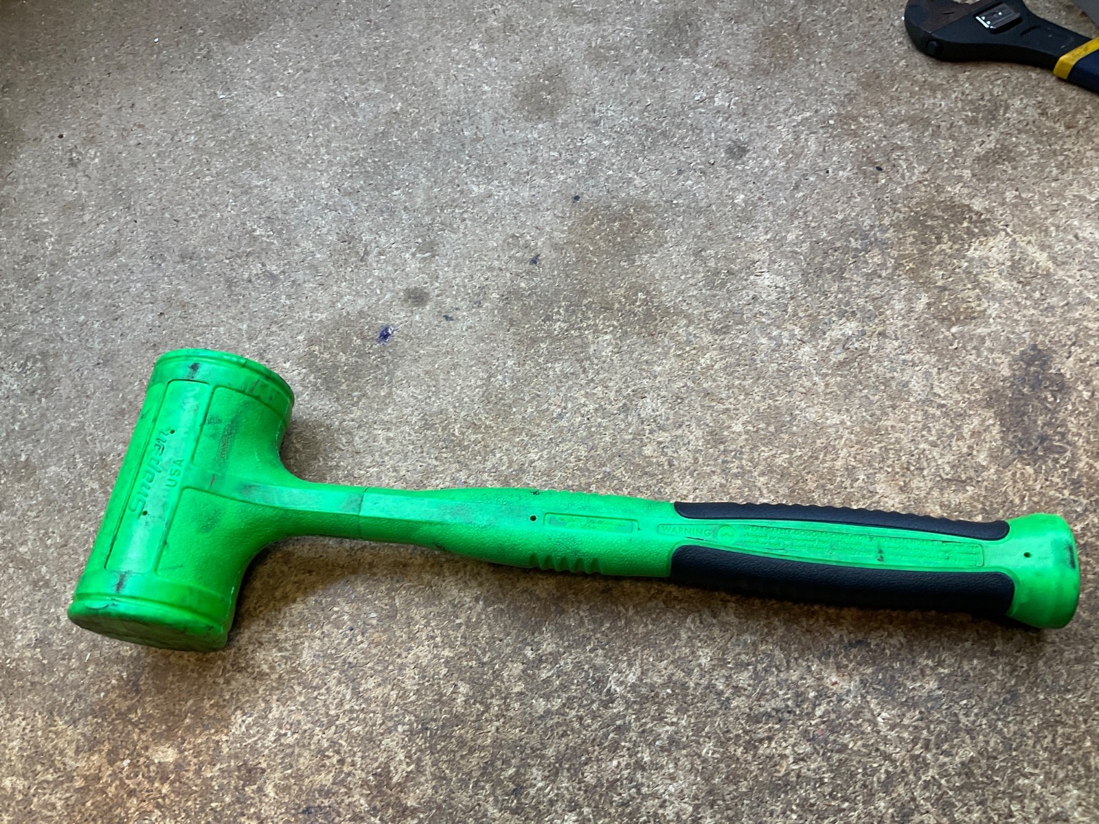 Snap-On HBFE48 Dead Blow Hammer 48 oz. USA Green 15″ Long Soft Grip Used