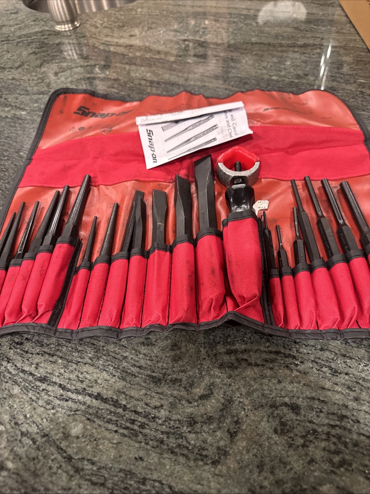 Snap On ppc210bk 22 pc punch and chisel set in pouch sealed new
