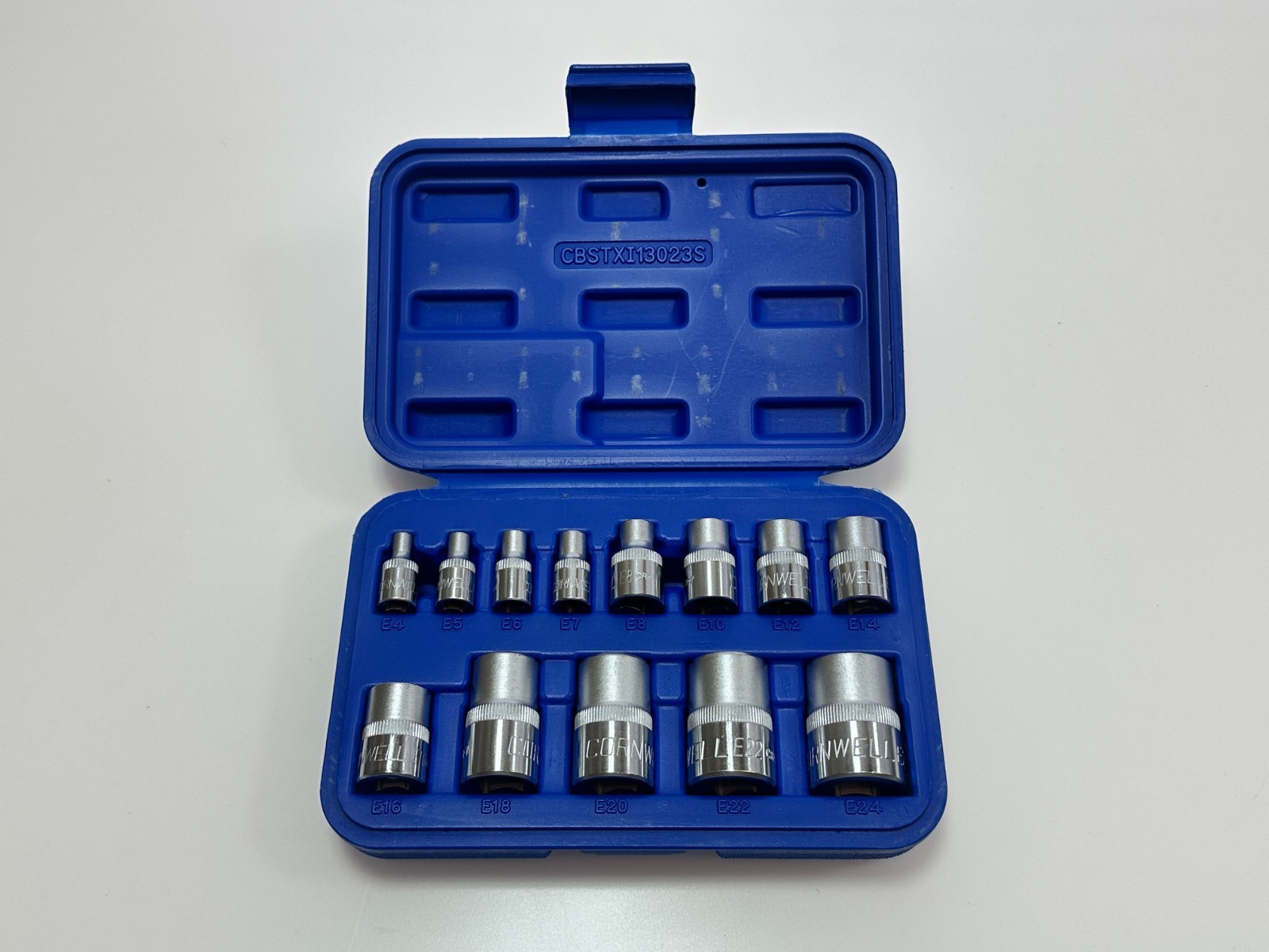 Cornwell CBSTXI13023S 13pc 1/4”, 3/8” & 1/2” Drive Inverted Star Bit Socket Set