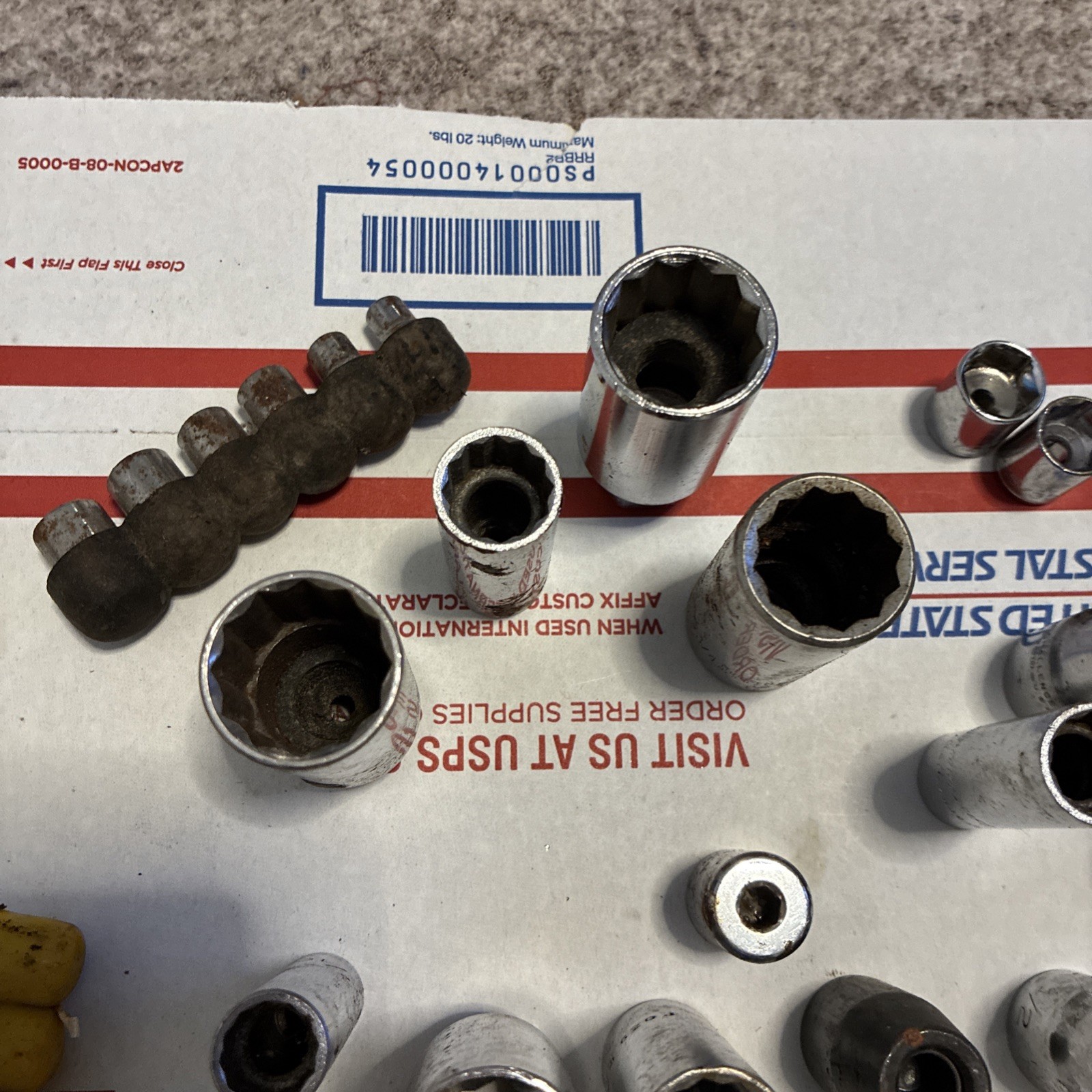 LARGE LOT Of 128 Sockets SAE Metric Drive 6 Point 12 Point Some Husky Taiwan Jap
