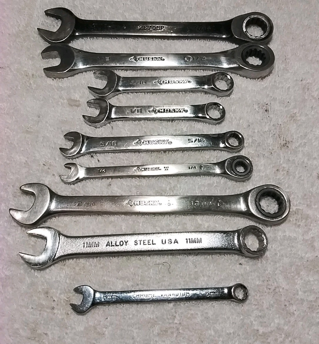 9pc HUSKY SAE-METRIC ASSORTED TYPES & SIZES