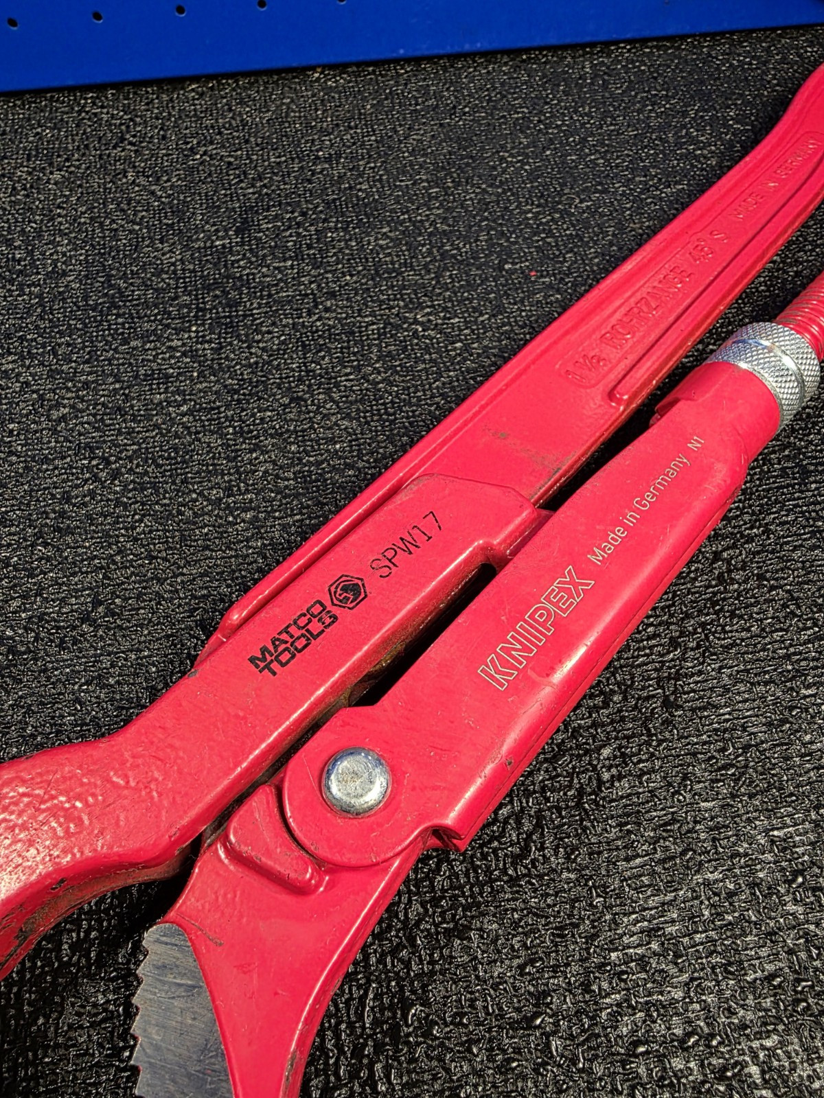 Matco Knipex SPW17 Red 17″ Swedish Pipe Wrench S-SHAPED Germany