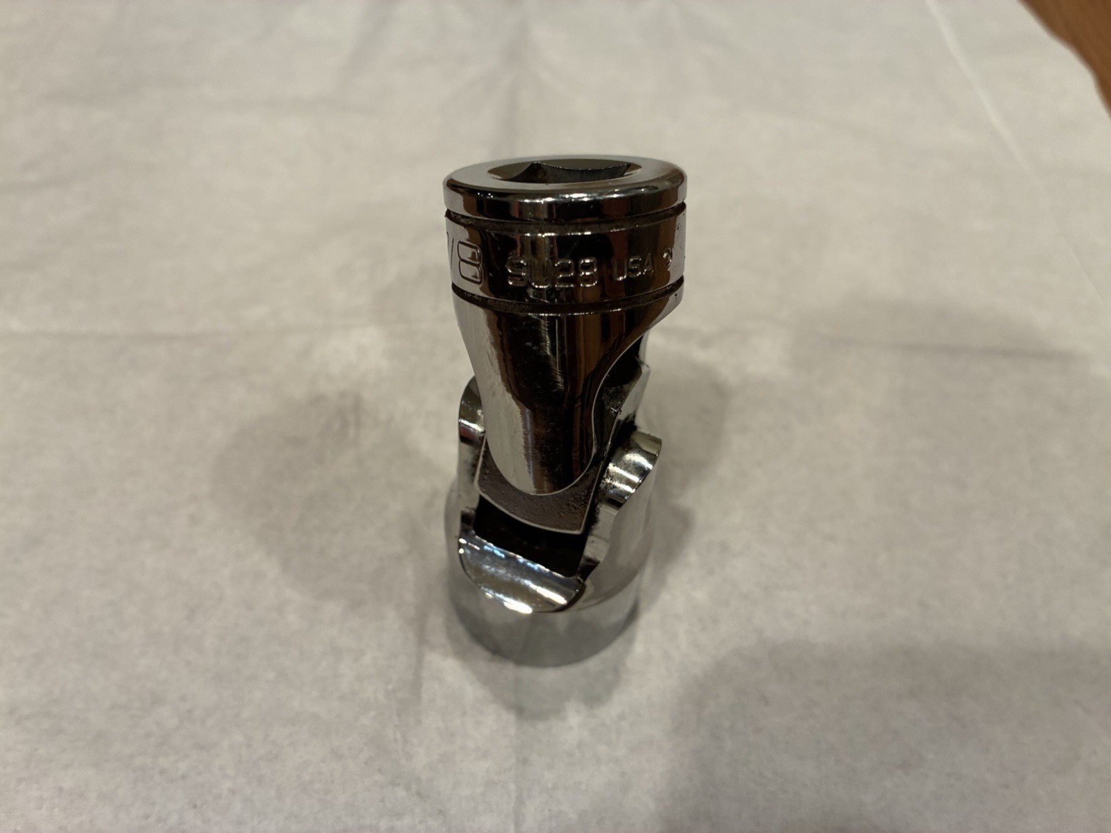 Snap-on 7/8″ Universal Swivel Socket Shallow 1/2″ Drive 6 Point Flank Tool SU28
