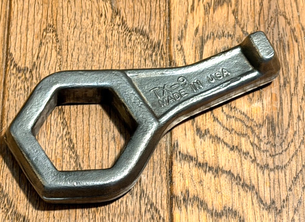 🇺🇸 Ken Tool PorkChop Pin Hook Cap Nut Lug Bud Holder Outer Wrench 1-1/2″ USA