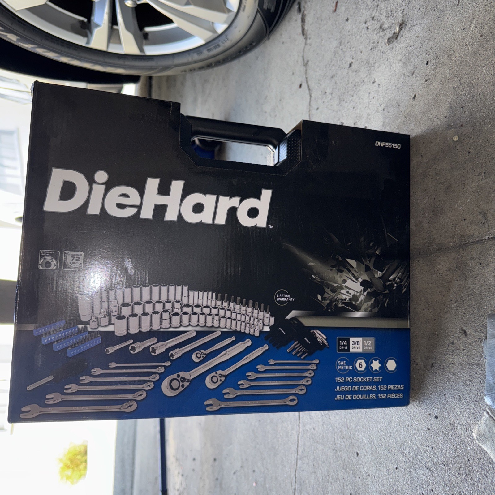 DieHard DHP55150 1/4″ 3/8″ & 1/2″ Drive SAE/Metric Star & 6 Pt 152 Pc Socket Set
