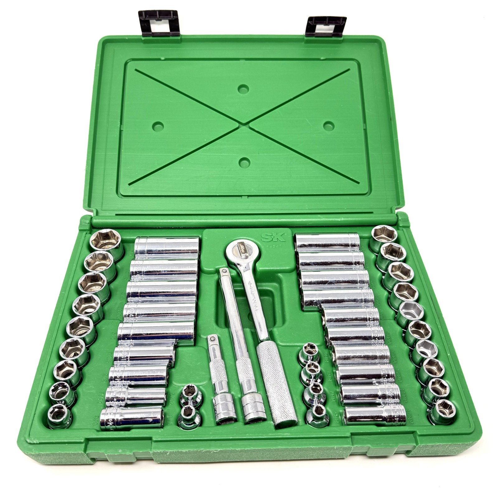 SK 94547 3/8″ 47 Piece 6 Pt Standard & Deep Metric & SAE Socket Set