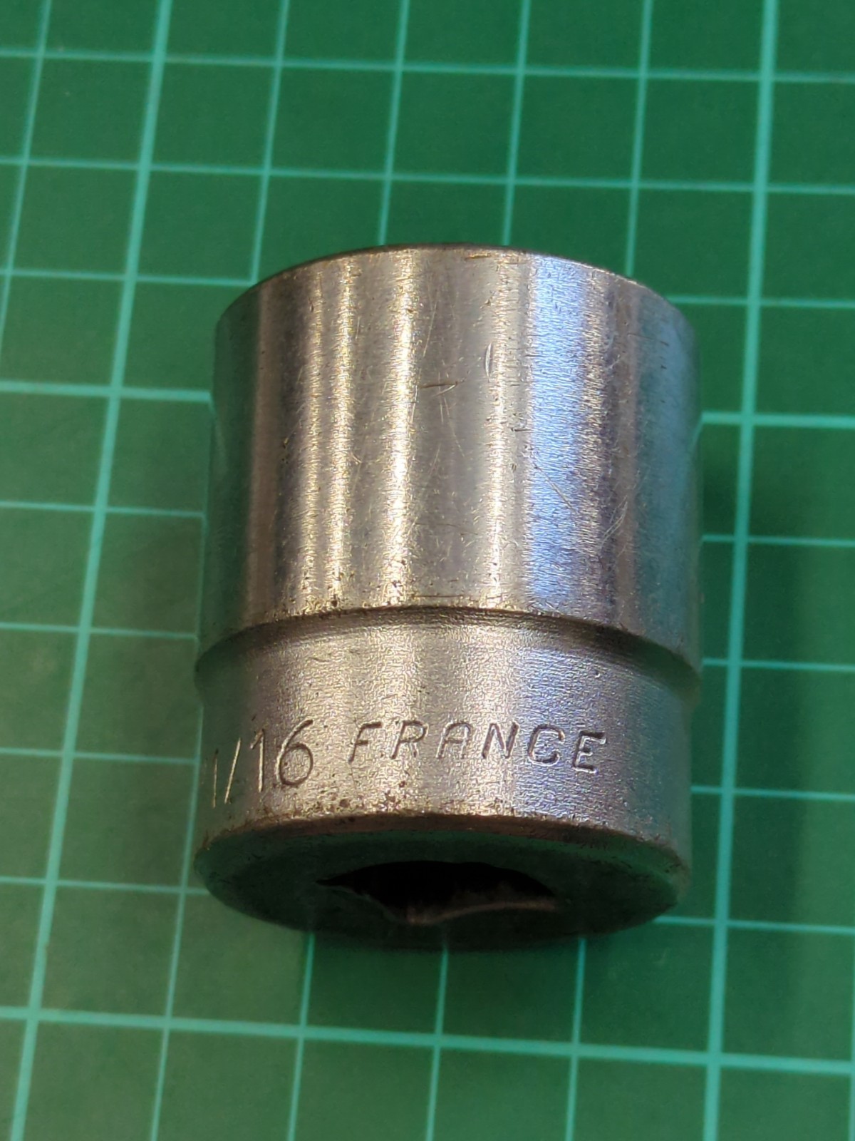Facom S1,1/16, 1/2″ Drive 12 Point 1-1/16″ Shallow Socket Made In France
