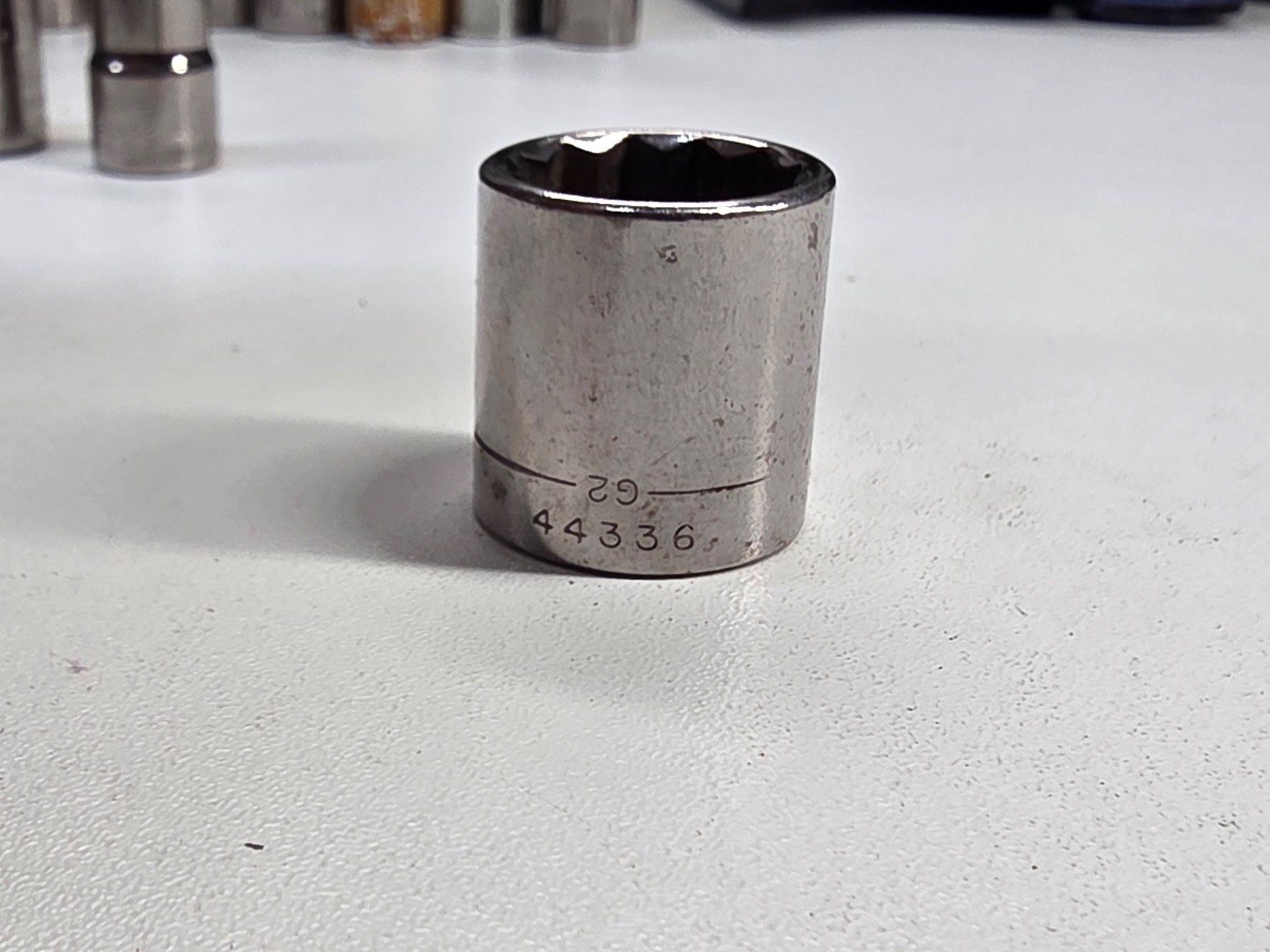 Craftsman USA 11/16″ Socket 12 Point 3/8″ Drive Inverted G2 44336