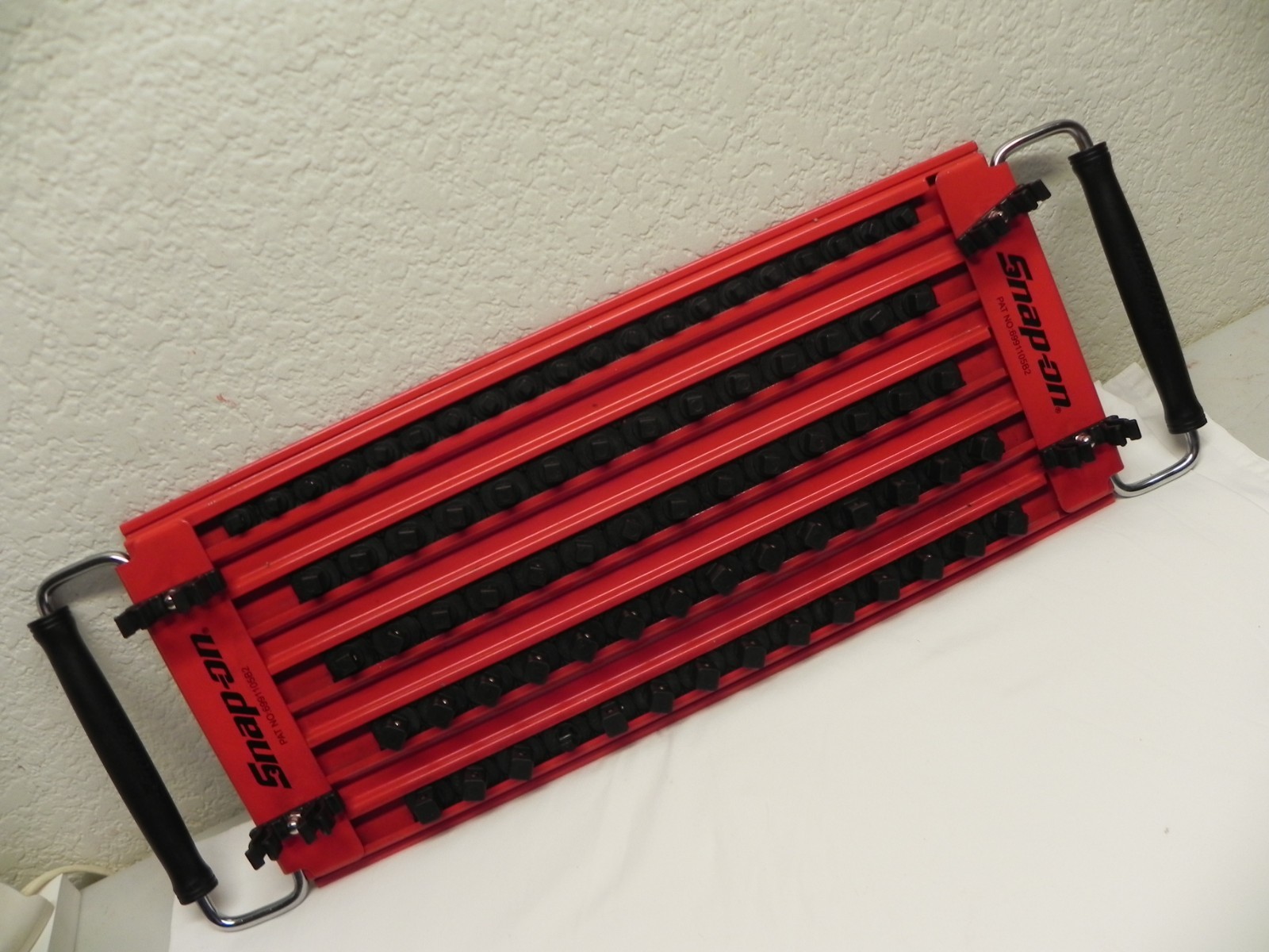 Snap-on KASKT5RD Locking Socket Holder Socket Tray Red/Black 76 Lock Posts