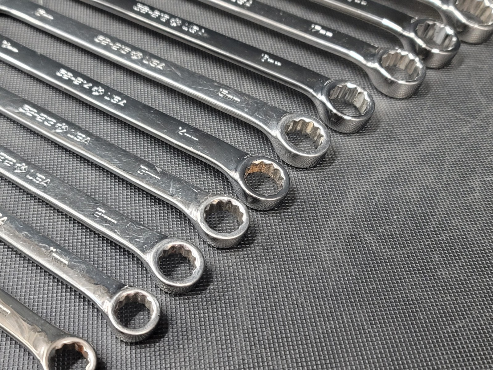 Armstrong Tools 15 pc 12 point Metric Combo Wrench Set 7-19mm & 21-22mm GMTK 52