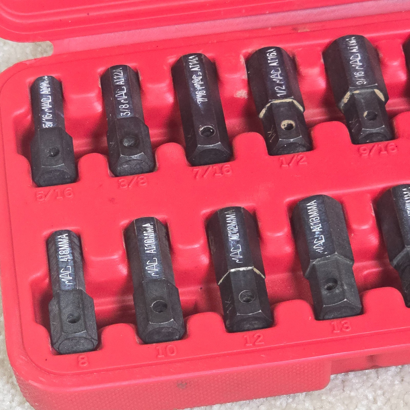 Mac Tools 16pc Hex Bit Driver Set Metric SAE SVA15B Case 8mm-19mm