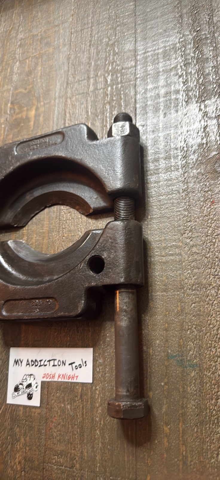 Snap on CJ952 larger bearing seperator works and functions as it’s suppose too