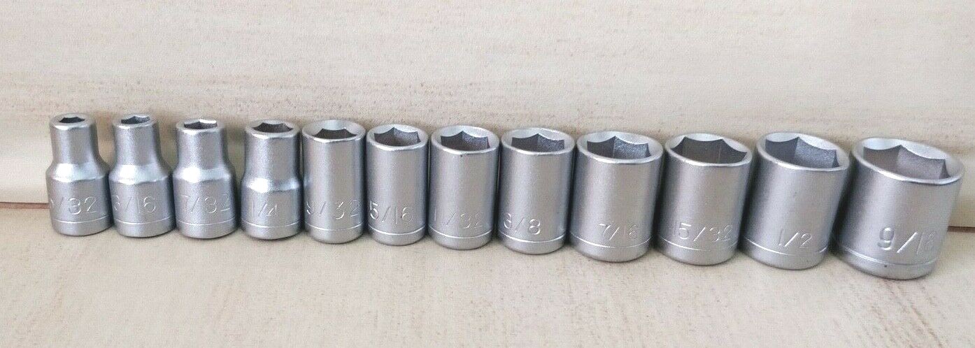 12 Pieces — Standard Socket Set — 5/32 through to 9/16 — 1/4″ Drive –6 Point
