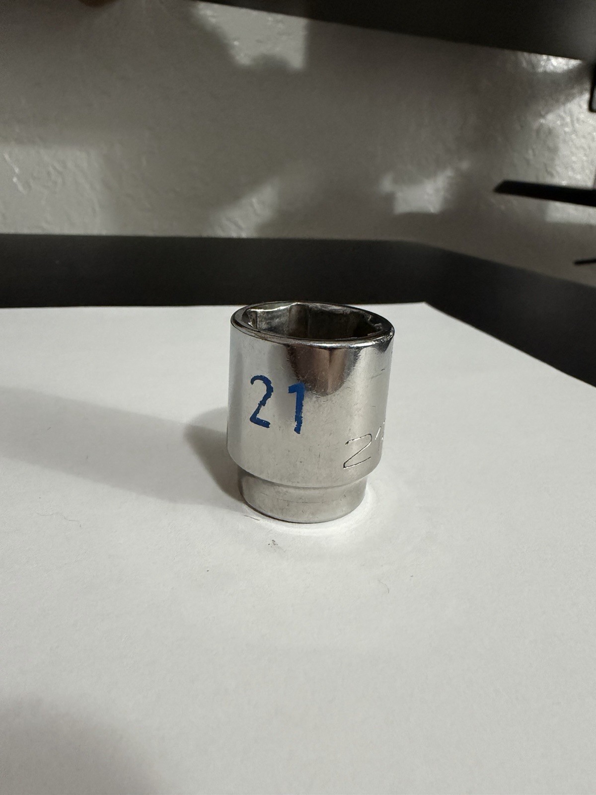 Matco Tools USA B21M6A 21mm Metric Shallow Socket 3/8″ Drive 6 Point Chrome