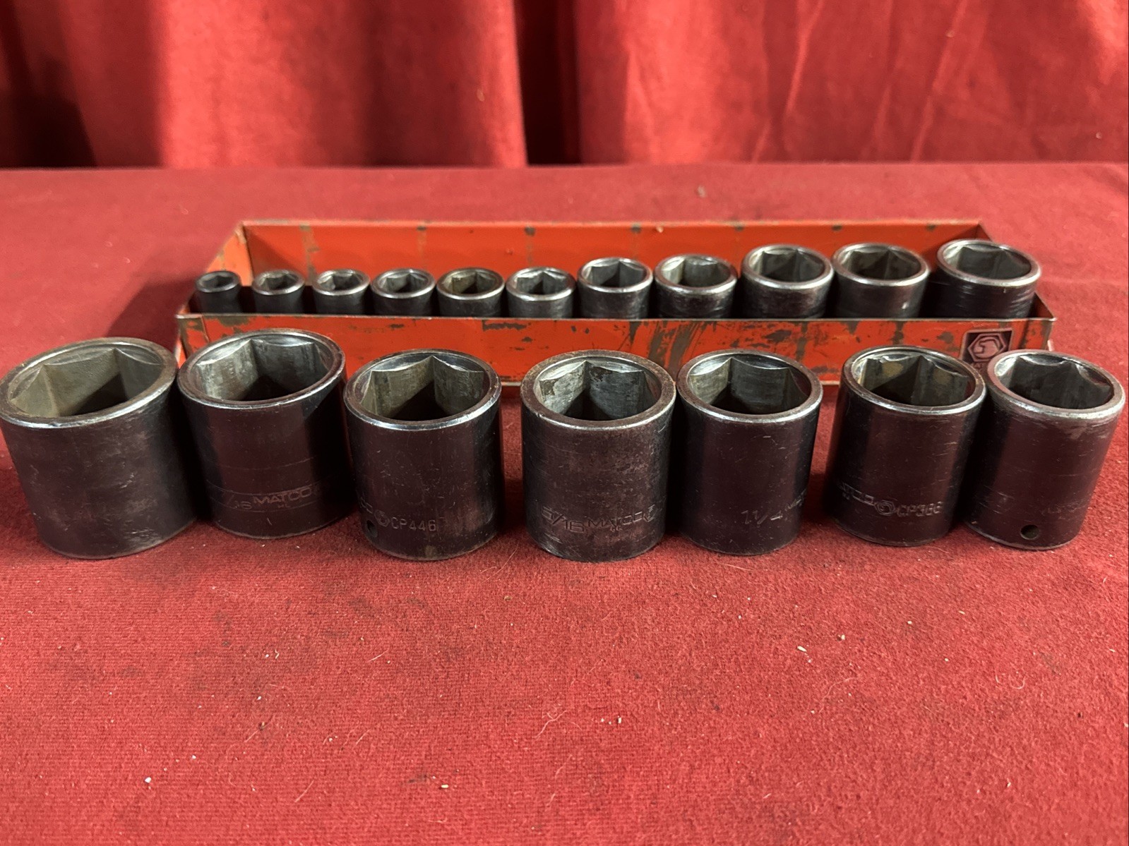 Matco 18 Piece 1/2″ Drive 6pt SAE Impact Short Socket Set 7/16 – 1-1/2 w/ Tray
