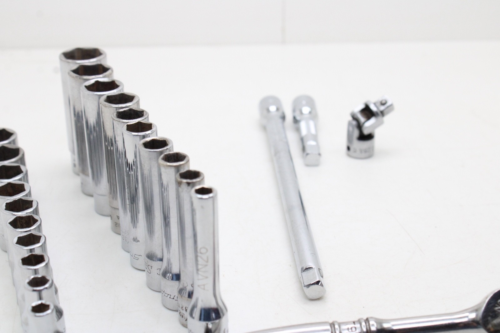 Snap-on 144TMPB 44 Piece 1/4″ Drive 6-Point Metric/ SAE General Service Set USA
