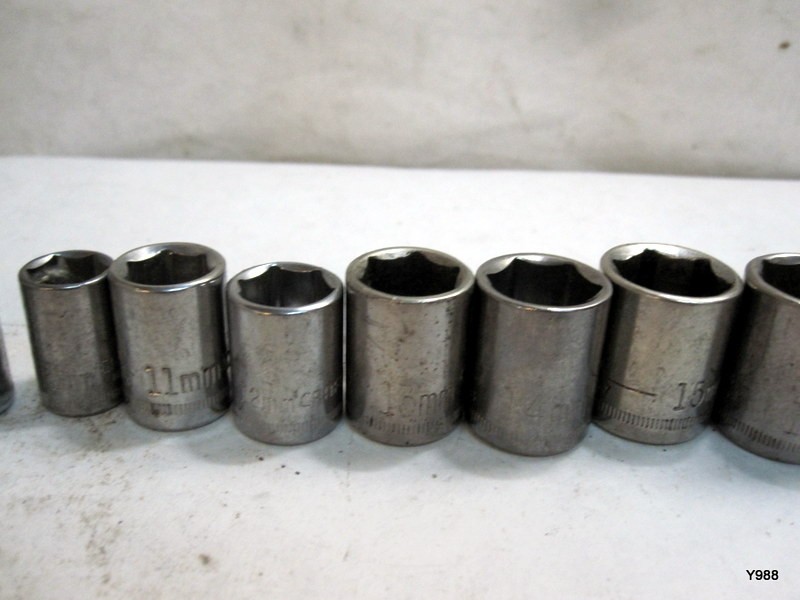 CRAFTSMAN set of 16 sockets mix lot see description