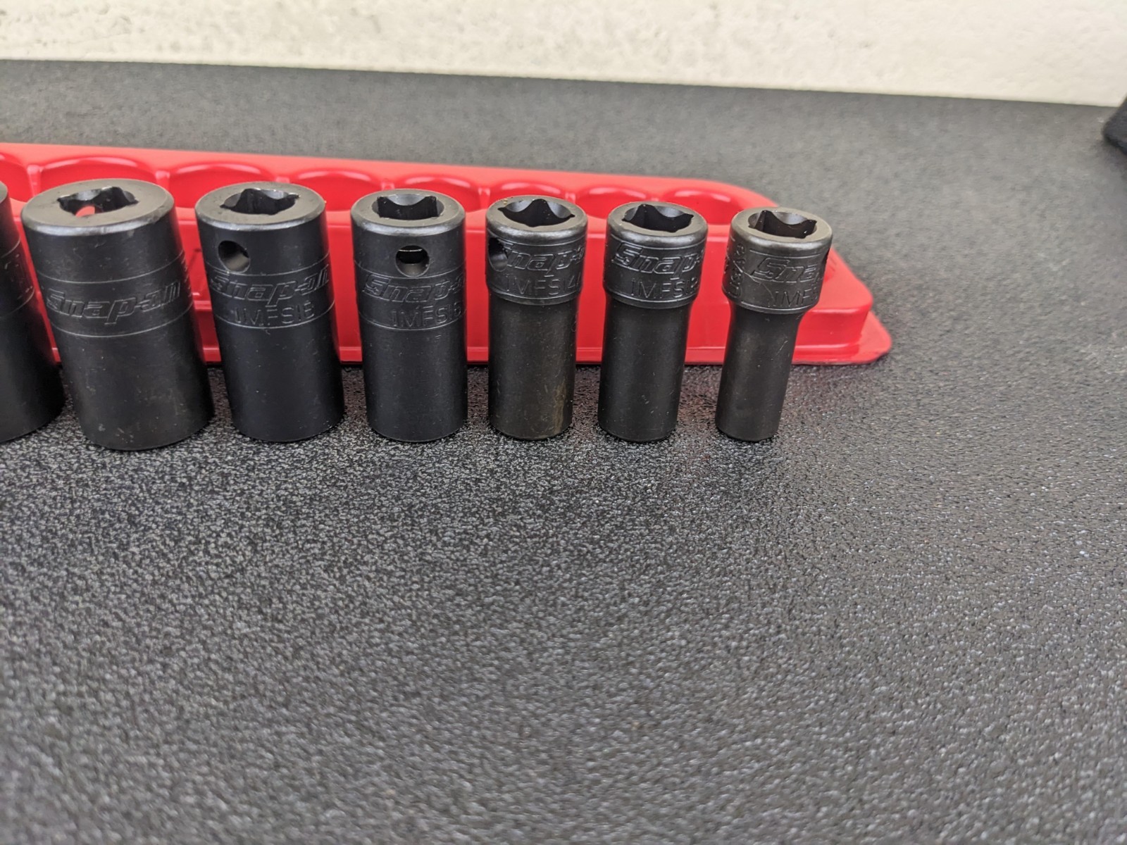#bo717 Snap-on 210IMFSYA 5/16″-7/8″ 3/8″ Drive 6pt Semi-Deep Impact Socket Set