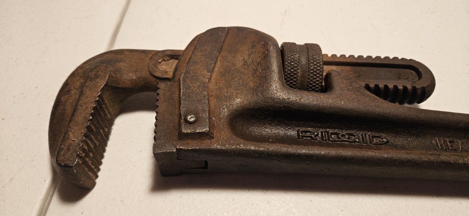 Vintage 18″ Pipe Wrench Ridgid Ridge Tool Elyria Ohio Heavy Duty USA Red