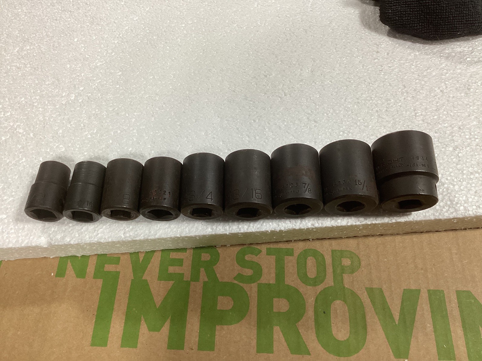 WRIGHT Tools 1/2″ Drive SAE Impact Socket Set 1/2 – 1 1/16 Tray 9 sockets