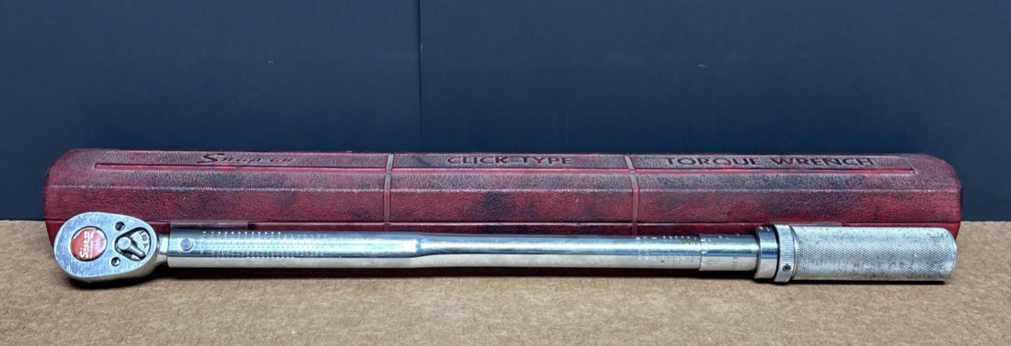 Snap-on Professional-Grade 1/2″ Drive Click-Type Torque Wrench QJR 3200 C