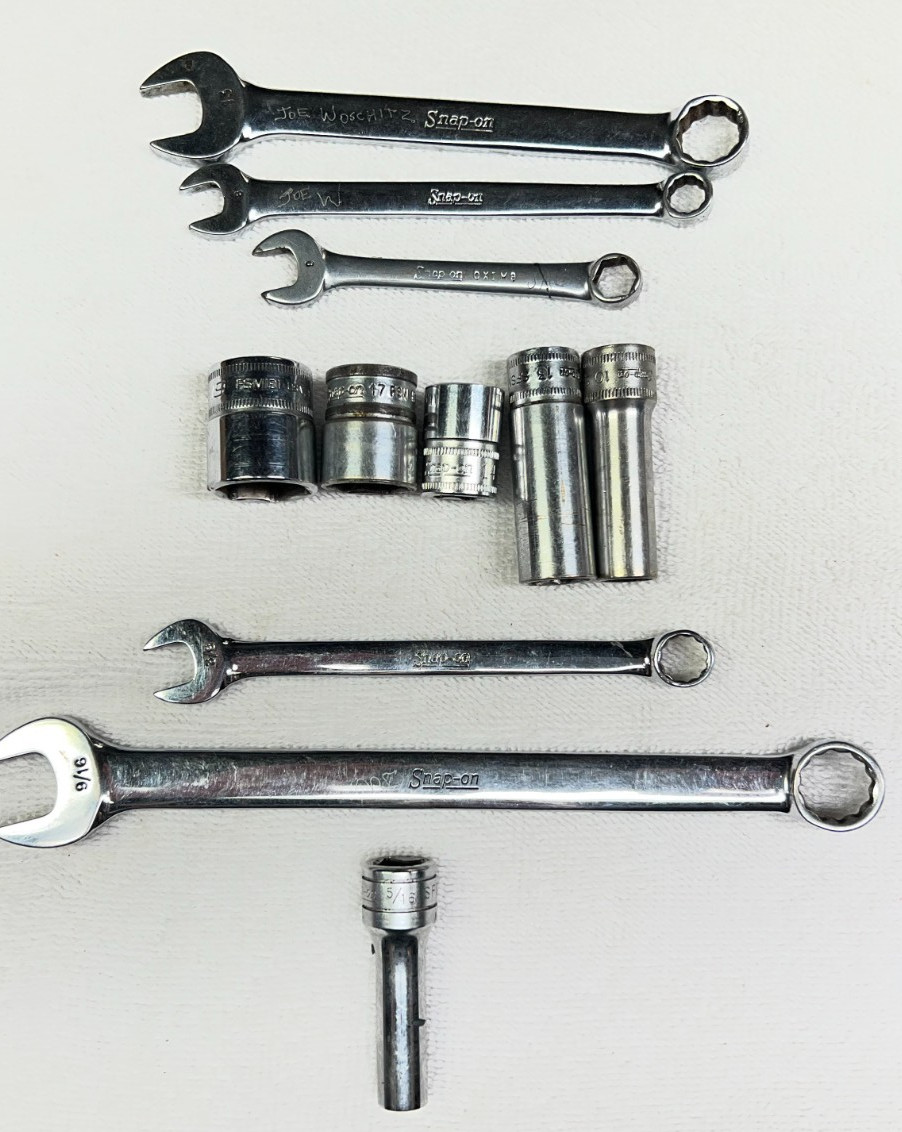 Snap on Combo Wrenches and 3/8 sockets Deep/standard SAE/Metric Lot of 10