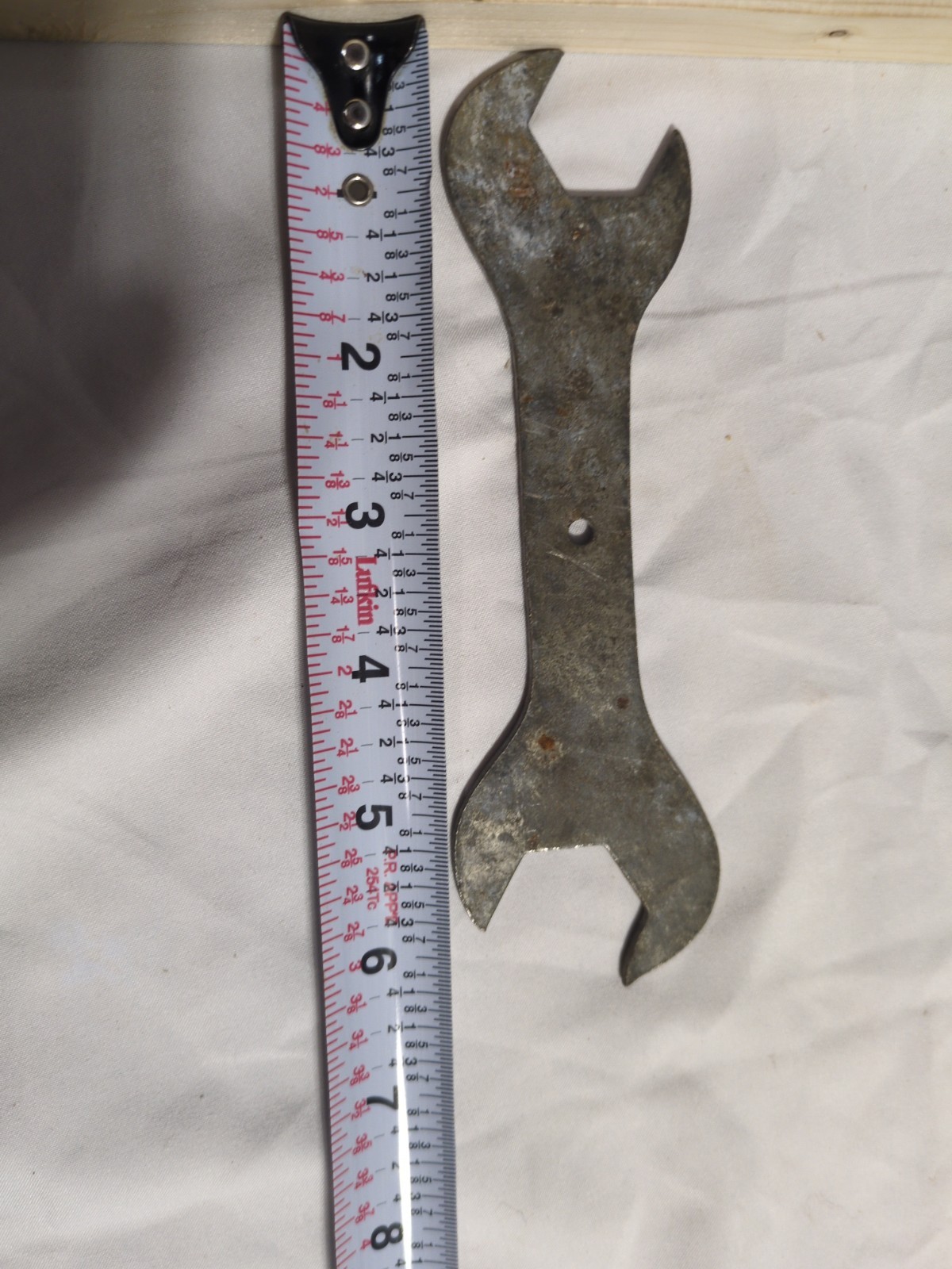 12 Wrenches, Various Sizes ( Indicated On Pictures). 4lb 9 Oz Weight.