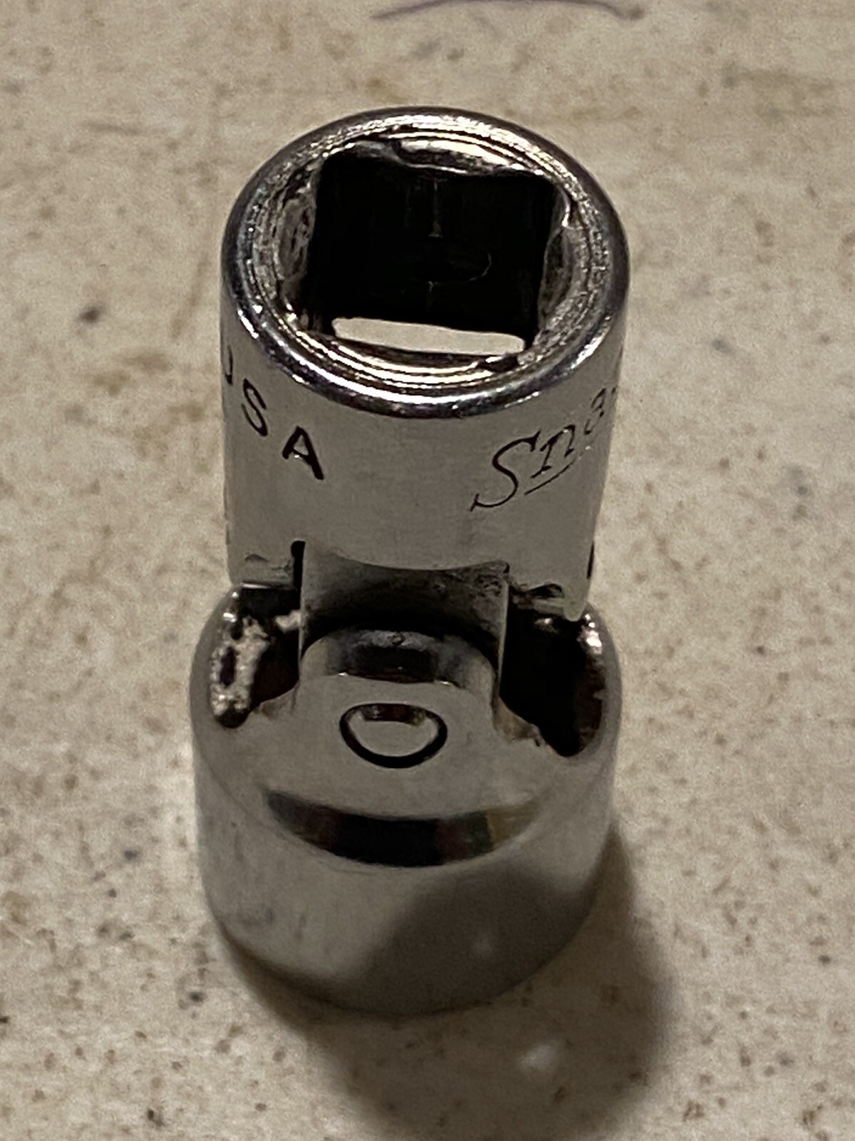 SNAP ON TOOLS FVU20 3/8″ Drive 5/8″ SAE Universal Joint 12-POINT SOCKET USA