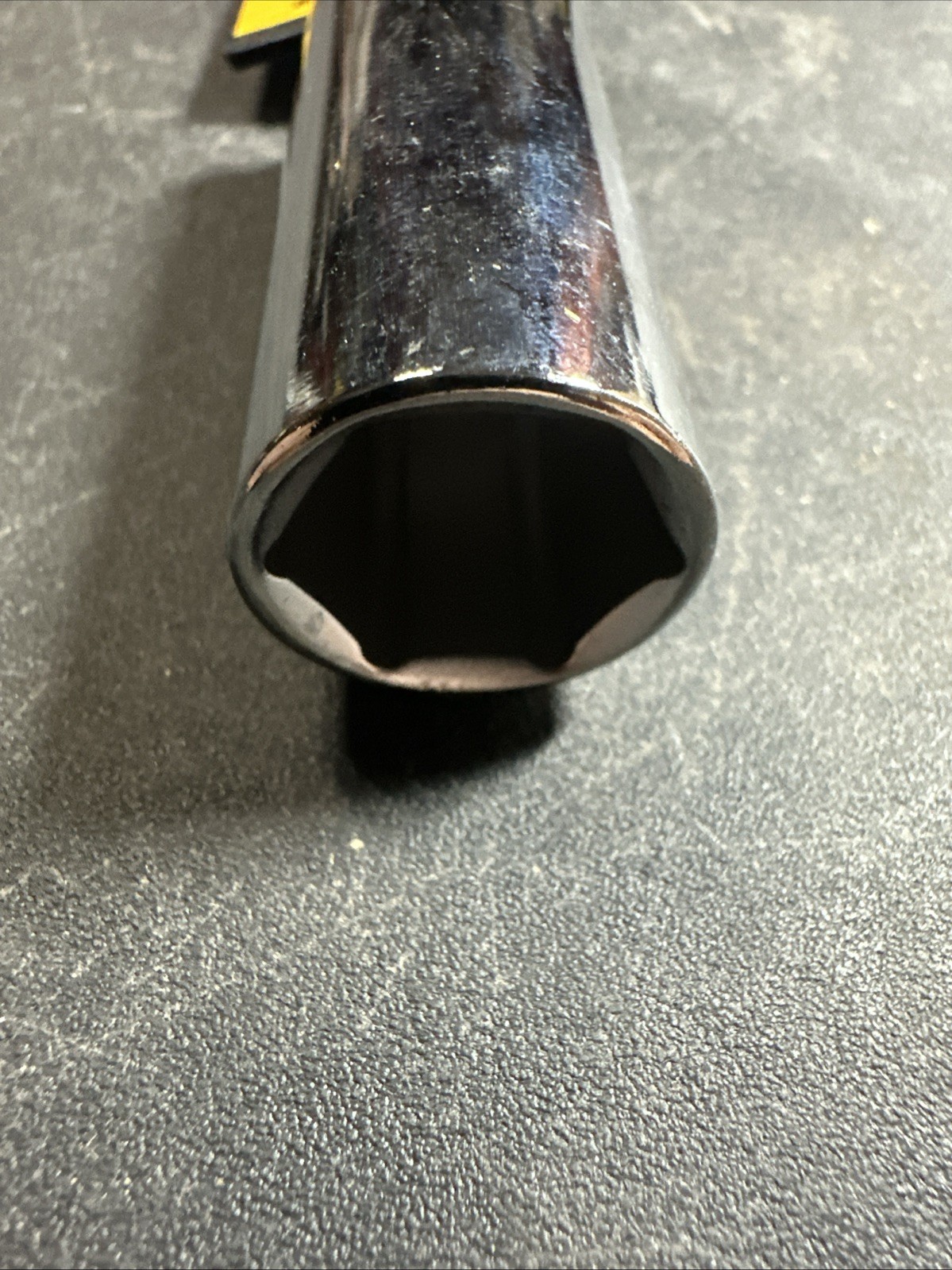 New Klutch 3/8 Drive 6 Pt Deep 11/16 In Sae Sockets