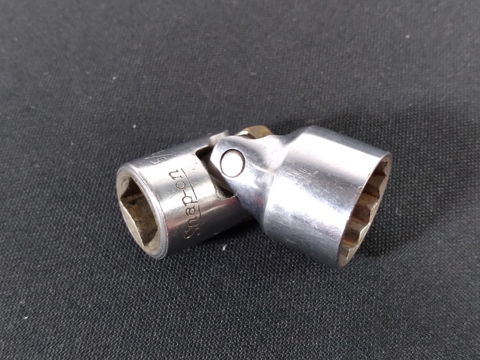 SNAP ON FVU20 3/8″ Drive 12-Point SAE 5/8″ Shallow Universal Socket USA