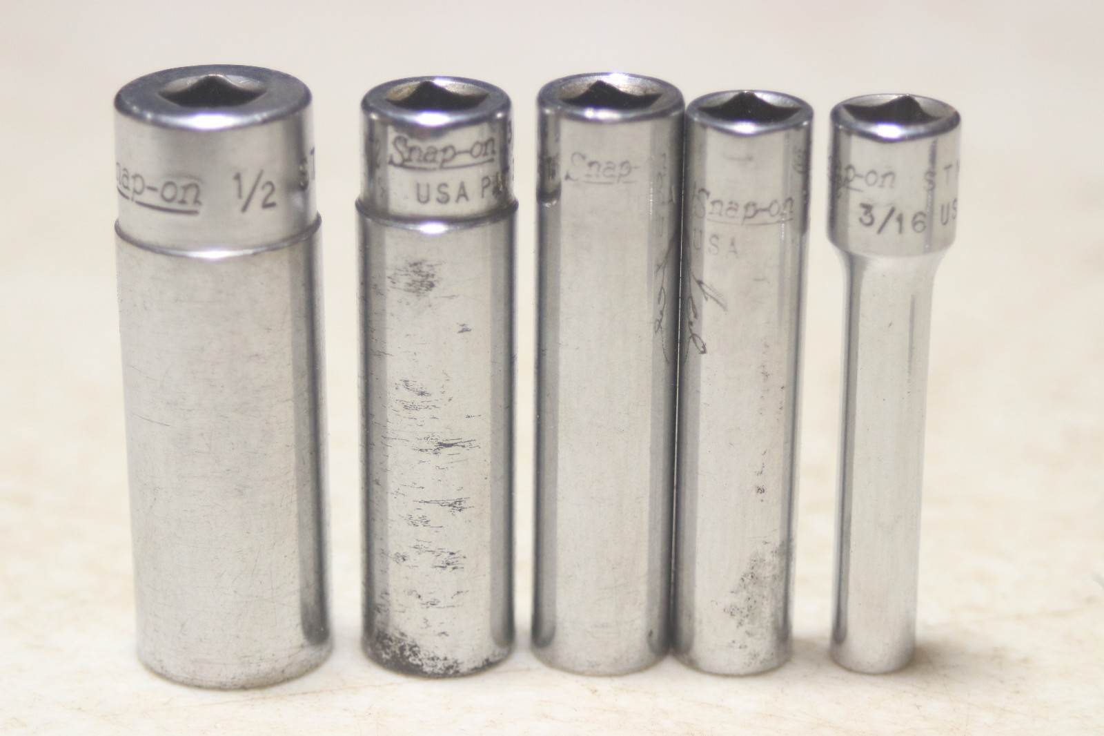 Lot of 13 Snap On 1/4 Inch Drive SAE 6 Point Sockets 3/16 to 9/16