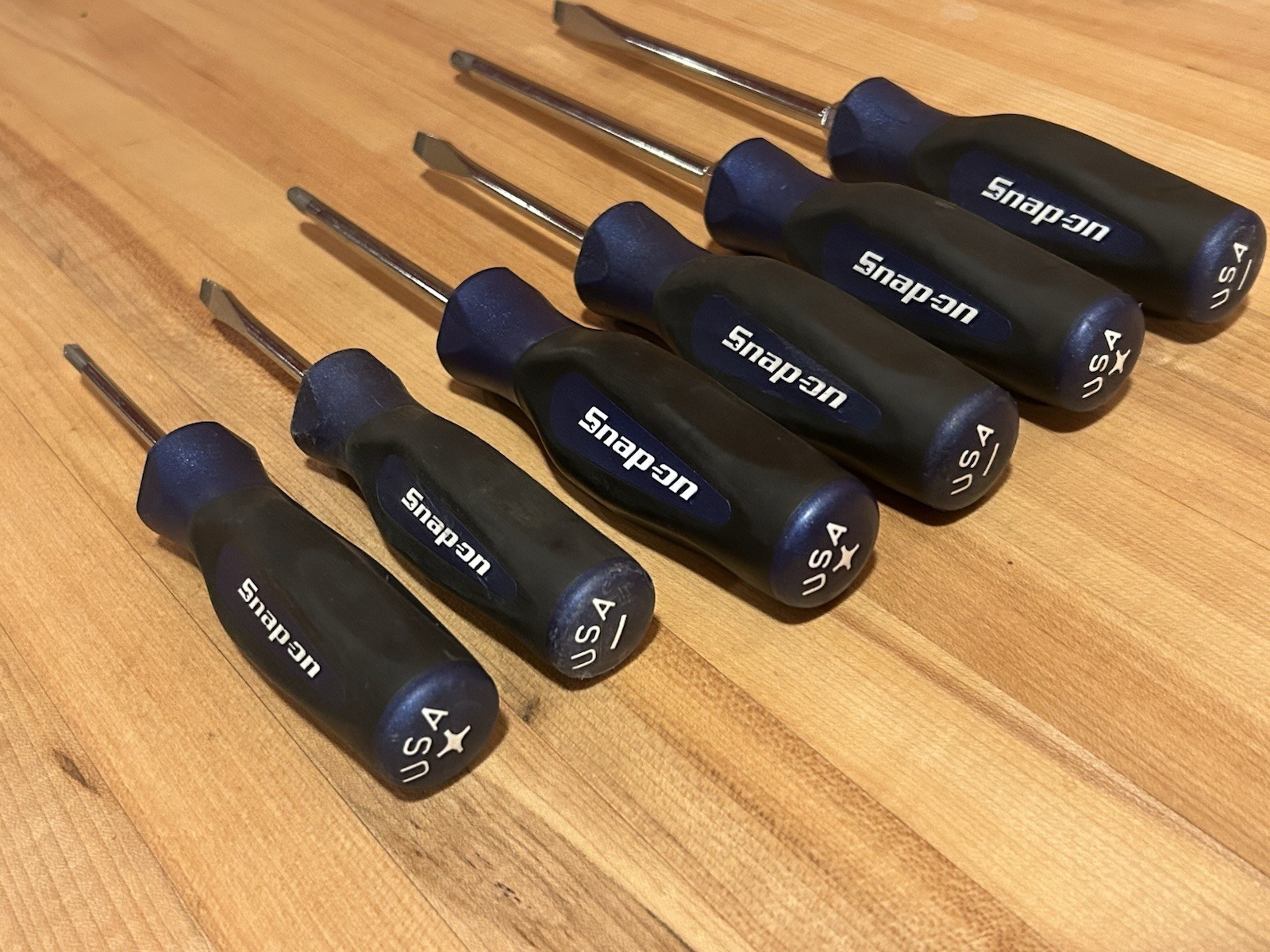 Snap-on Tools | SGDX60BMB 6pc Instinct Soft Grip Power Blue Screwdriver Set