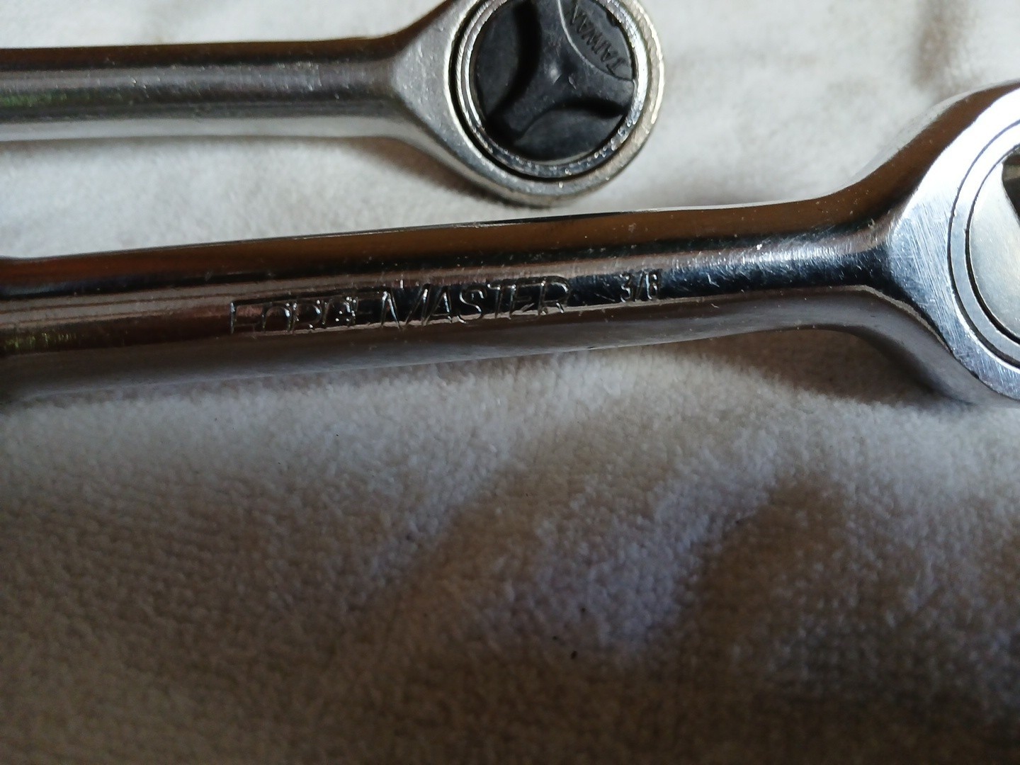 Lot Of 2 Ratchets Both 3/8″ One Forge Master, Onle Unbranded