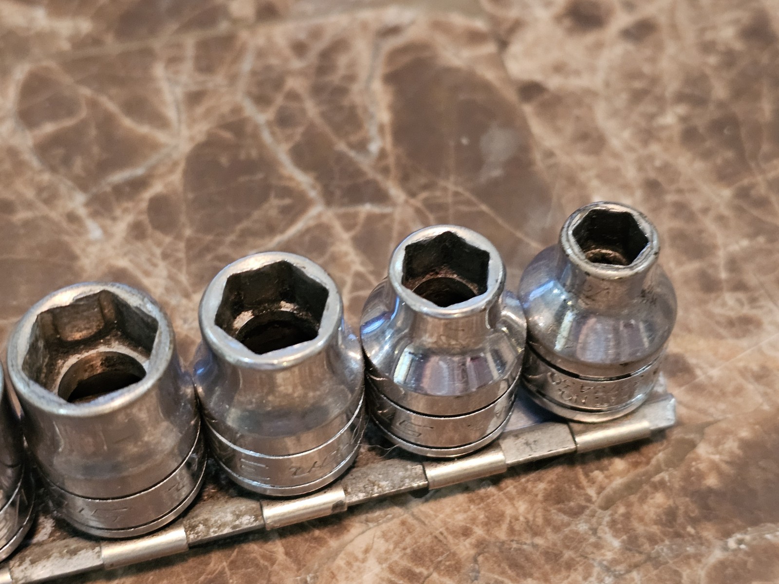 Snap-On 3/8″ Drive SAE Shallow Socket Set 12pc 1/4″ – 1″ USA Chrome FS series