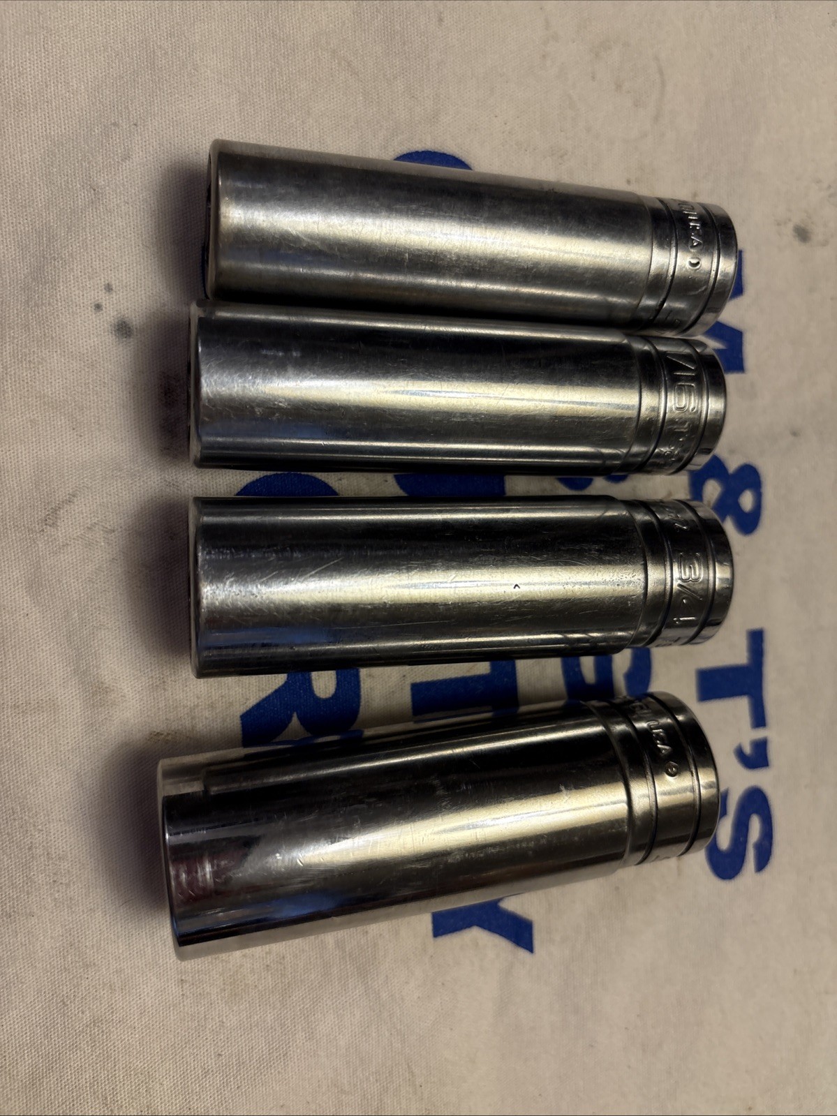 Snap-on Tools USA 1/2″ Drive 4pc 6pt SAE Deep Chrome Socket Set TS201-TS261