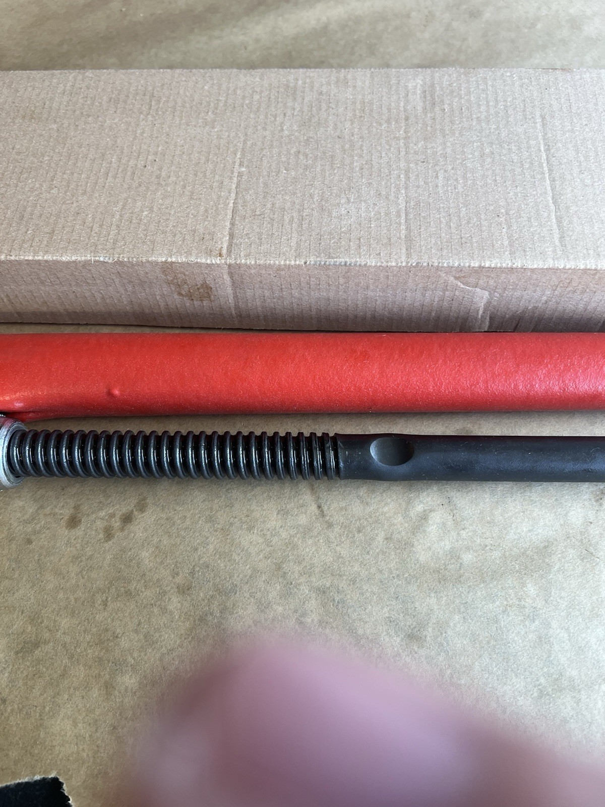 Snap On 28-5/8″ Pliers Wrench (Red) – PWZ4.