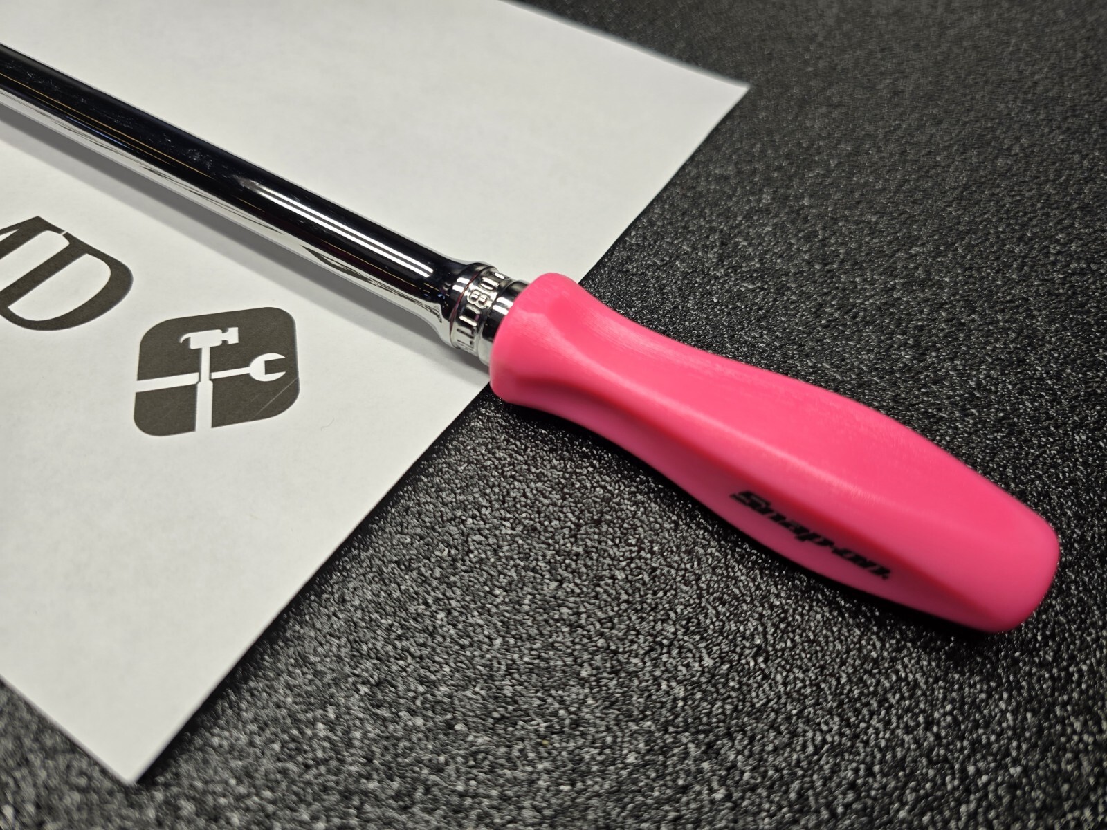 Snap-on Tools NEW HOT PINK 3/8″ Drive Hard Extra-Long Fixed Head Ratchet FHLLD80