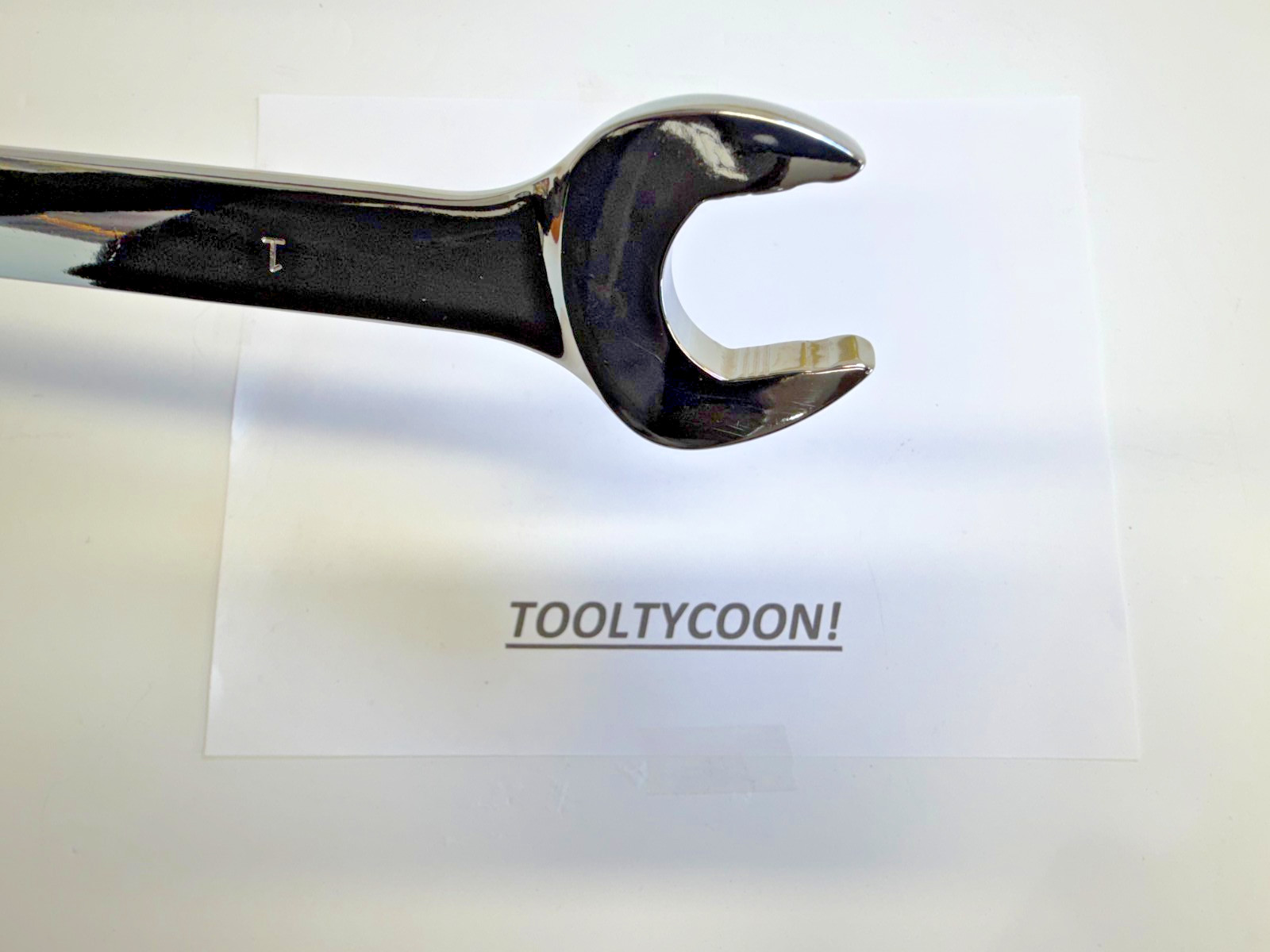 Snap-on Tools NEW 1″ SAE 0° Non-Reversing Ratcheting Combo Wrench SOXR32