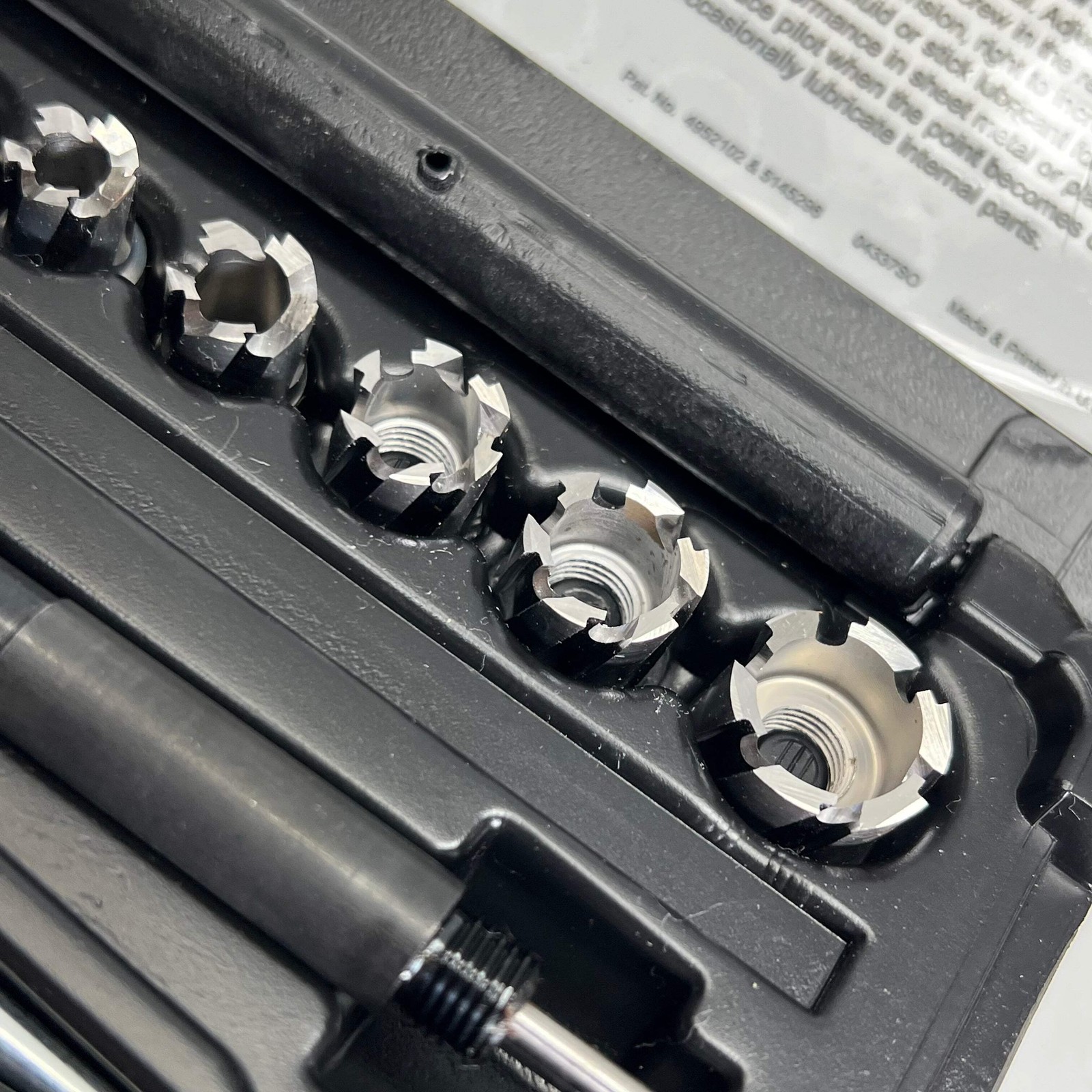 BLUE POINT Snap on Sheet Metal Hole Cutter Kit Design Prevents Clogging GA219B