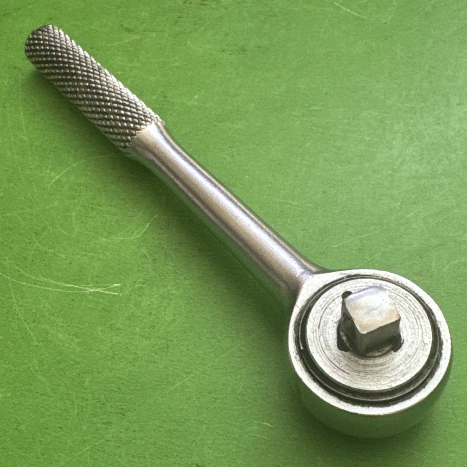 Vintage Penens Corp MFD USA 4.5” Long 1/4″ Drive Knurled Handle Ratchet MPN 1060