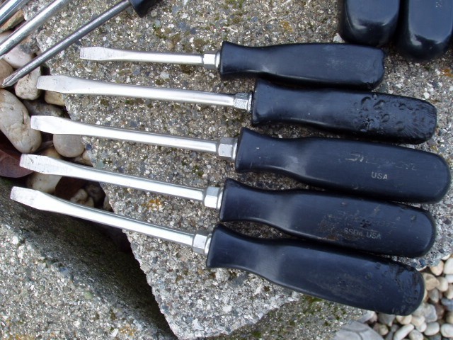 SNAP ON TORX PHILLIPS REGULAR SCREWDRIVERS DRIVERS 15-PC MISCELLANEOUS FAIR COND
