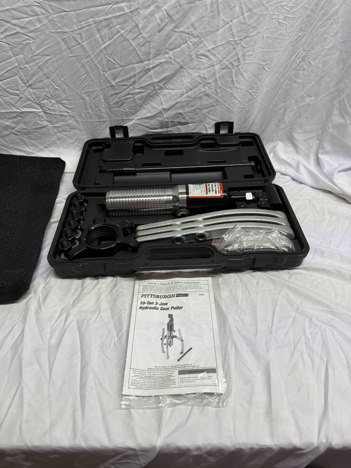 Pittsburg 10 Ton 3-Jaw Hydraulic Gear Puller