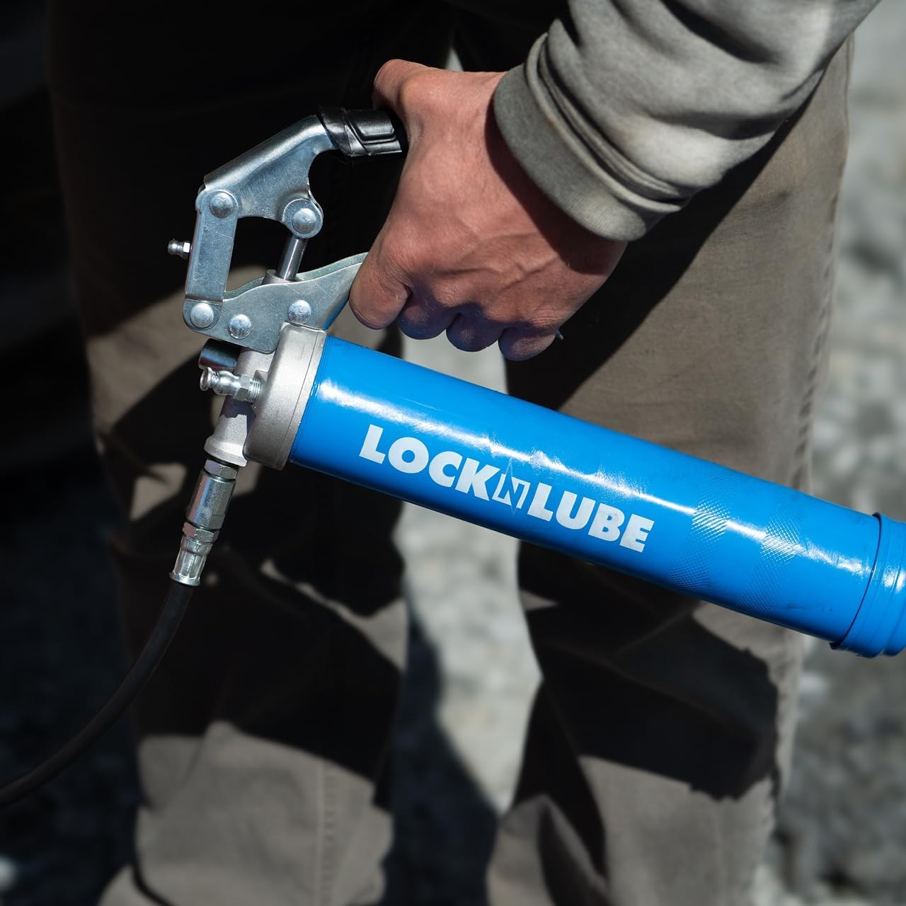 LockNLube Heavy-Duty Pistol Grip Grease Gun Coupler XL, Blue