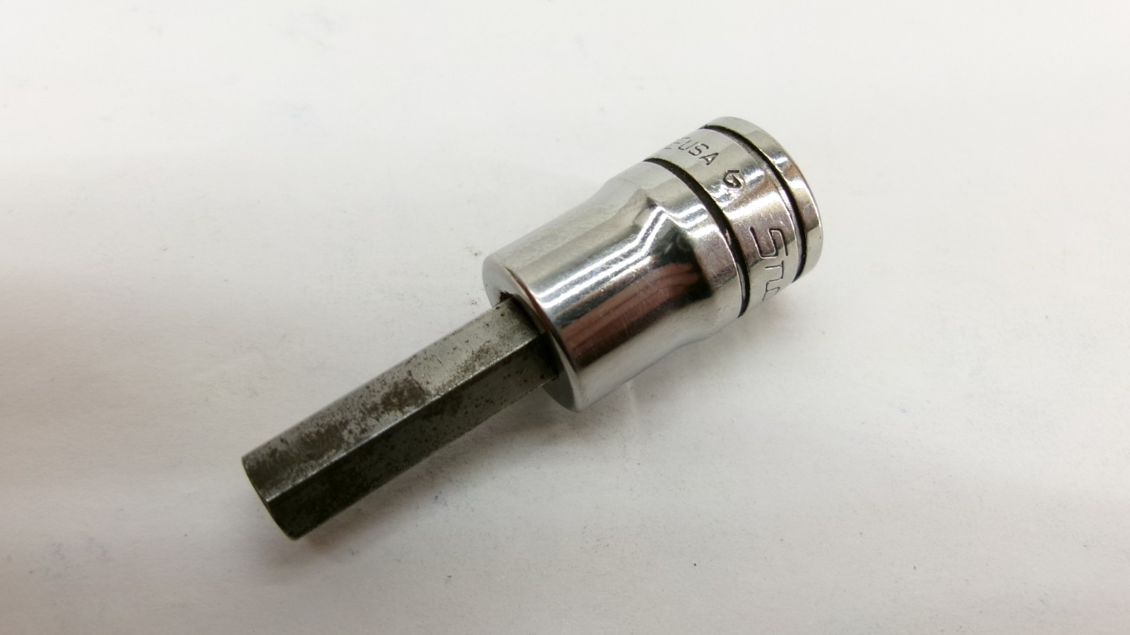 Snap-on tools USA 3/8″ drive 5/16 SAE Hex Bit Socket Driver FA10E Nice!