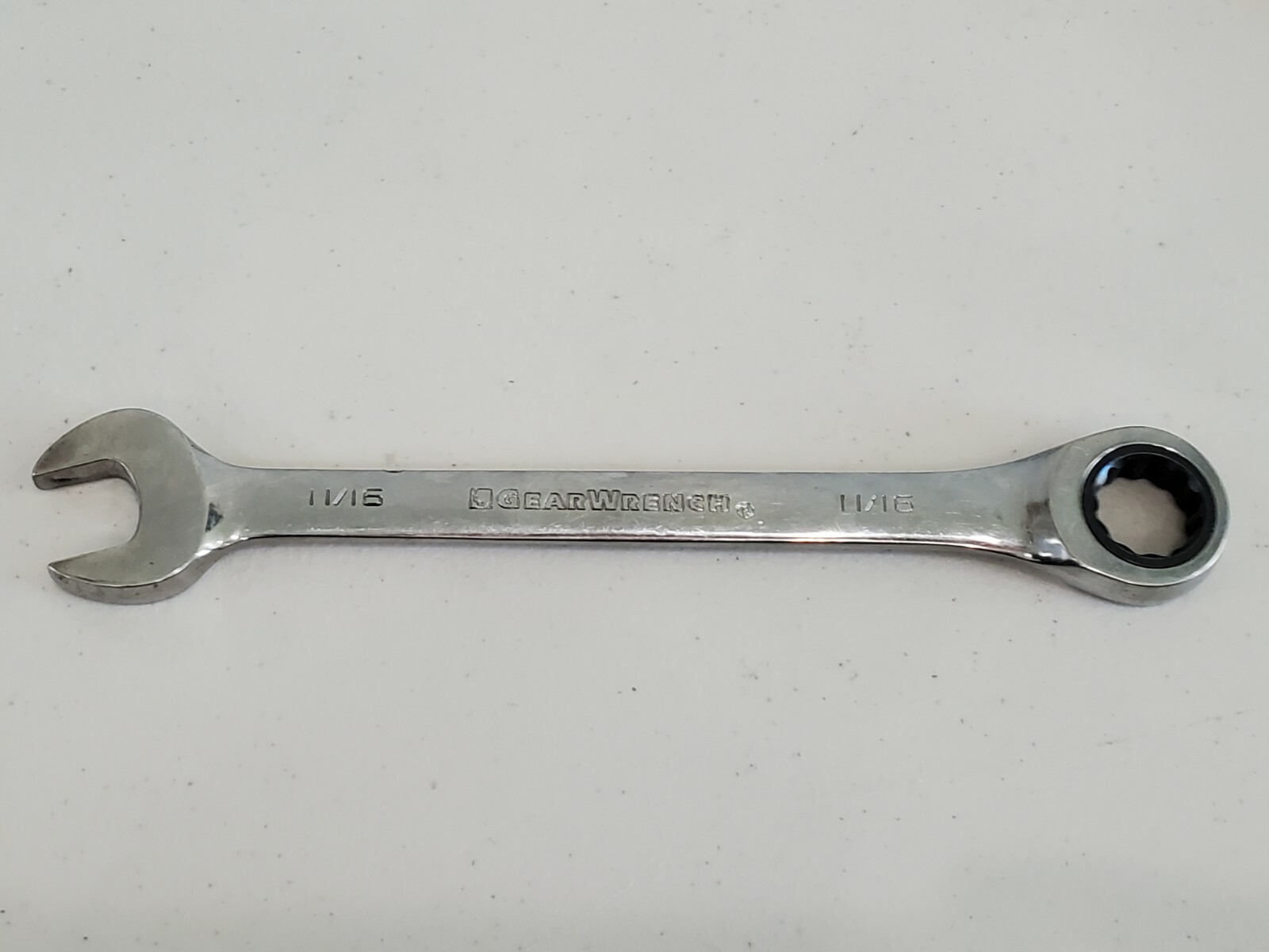 GearWrench 11/16 12pt Ratcheting Wrench Standard SAE