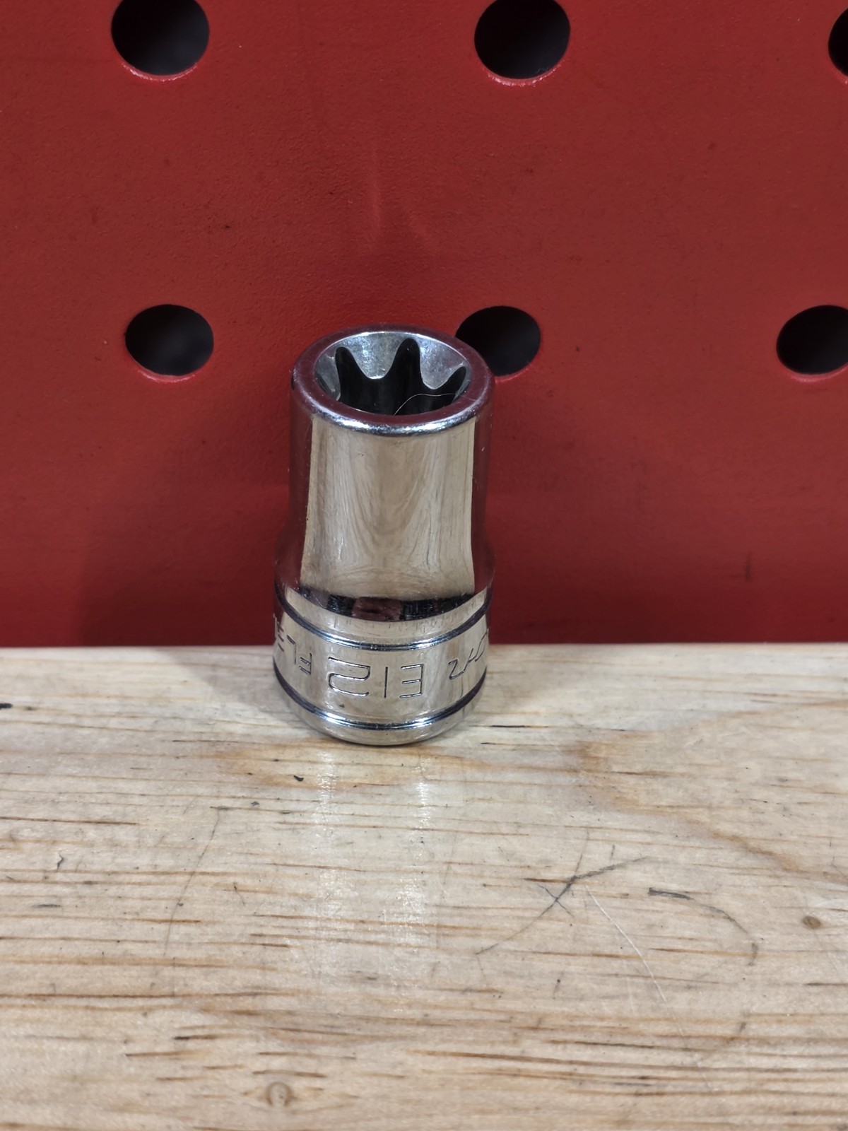 Snap-on Tools FLE120A E12 3/8″ Drive Inverted TORX Chrome Socket External E Torx