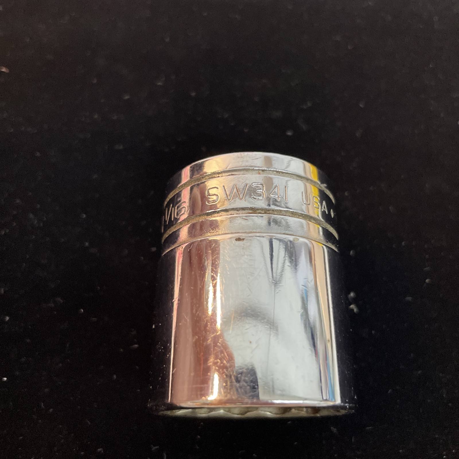 Snap-on Tools 1/2″ Drive 1-1/16″ SAE 12 point Shallow Chrome Socket SW341 USA