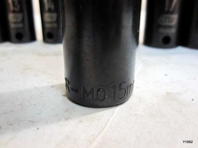 Gearwrench set of 14 sockets 6 point see description 22-8 missing 20