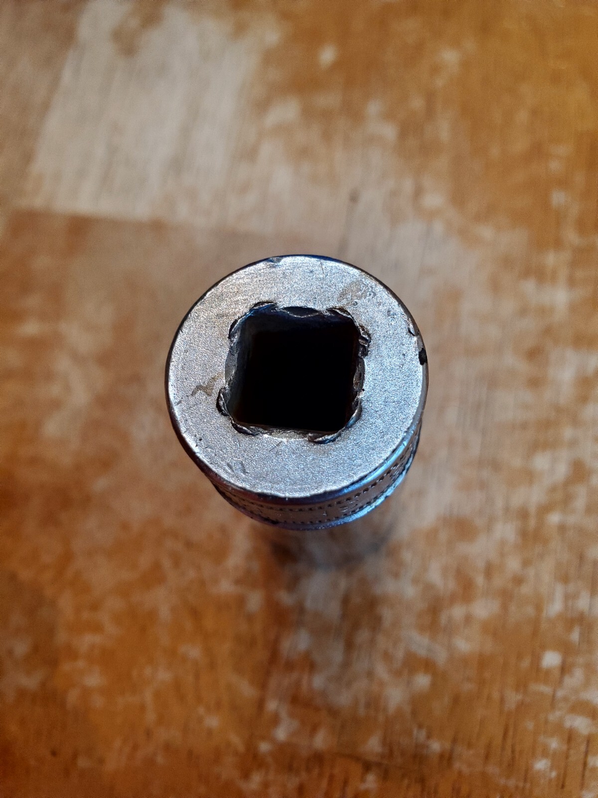Snap On 3/8 Drive 18MM 6PT Deep Socket SFSM18